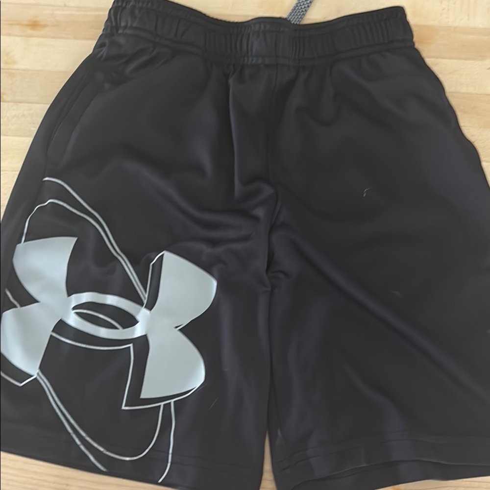 Under Armour Men's Black Shorts